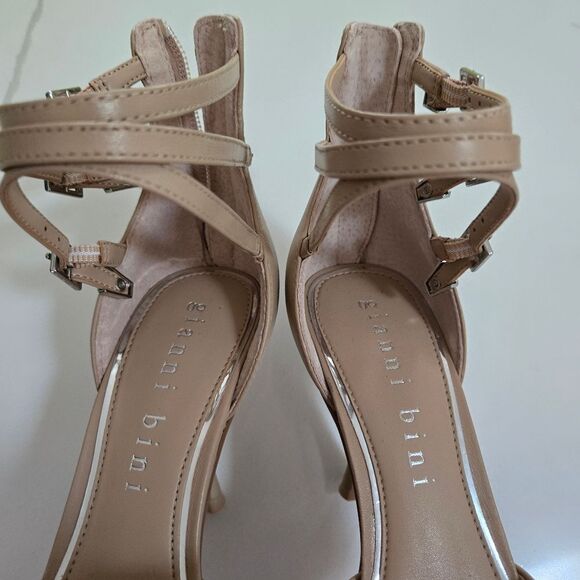 Gianni Bini Renell Ankle Strap pointed heels Shoes size 9.5 - Picture 5 of 9